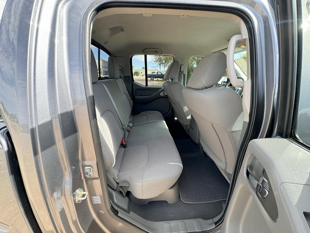 Nissan Frontier Crew Cab 4x4 SV Auto 2020