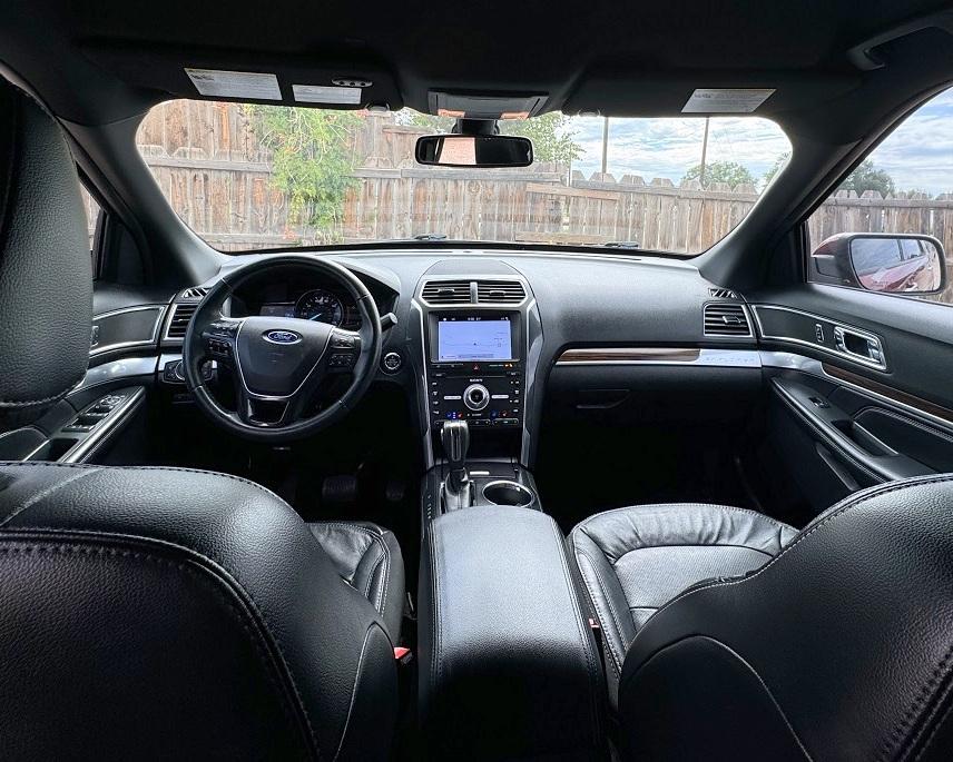 Ford Explorer Limited FWD 2019
