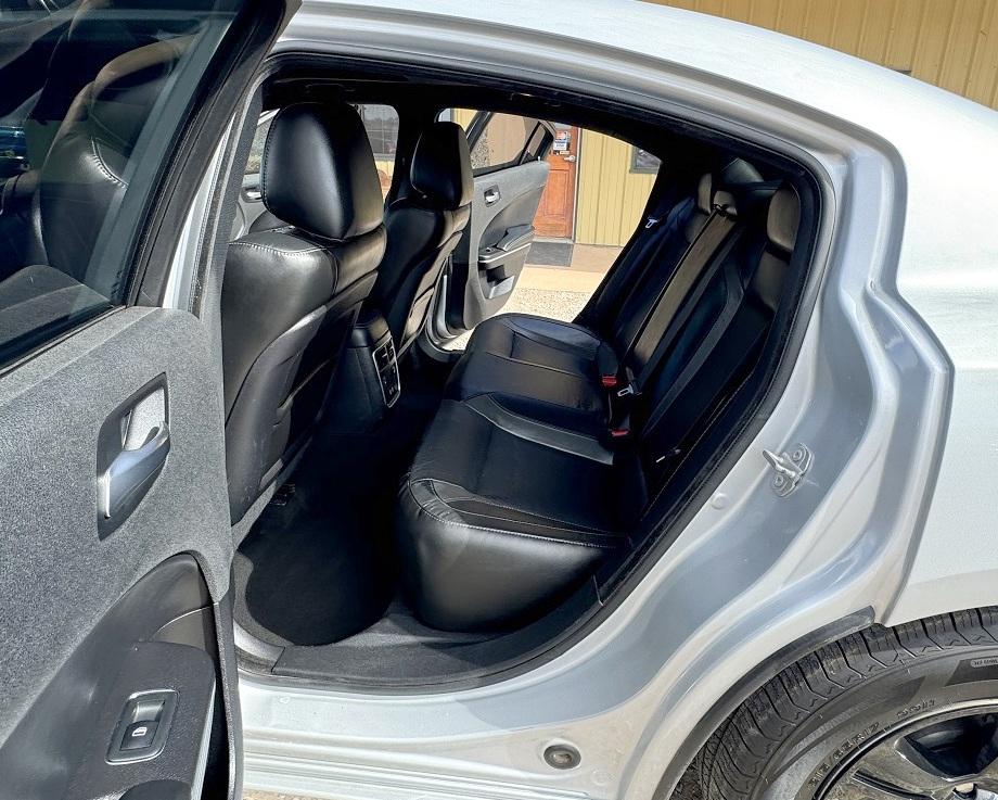 Dodge Charger SXT RWD 2022
