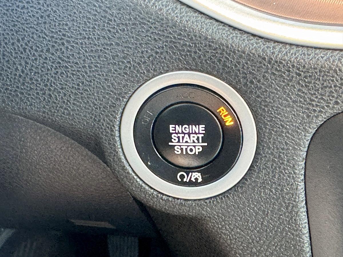Dodge Charger SXT RWD 2022