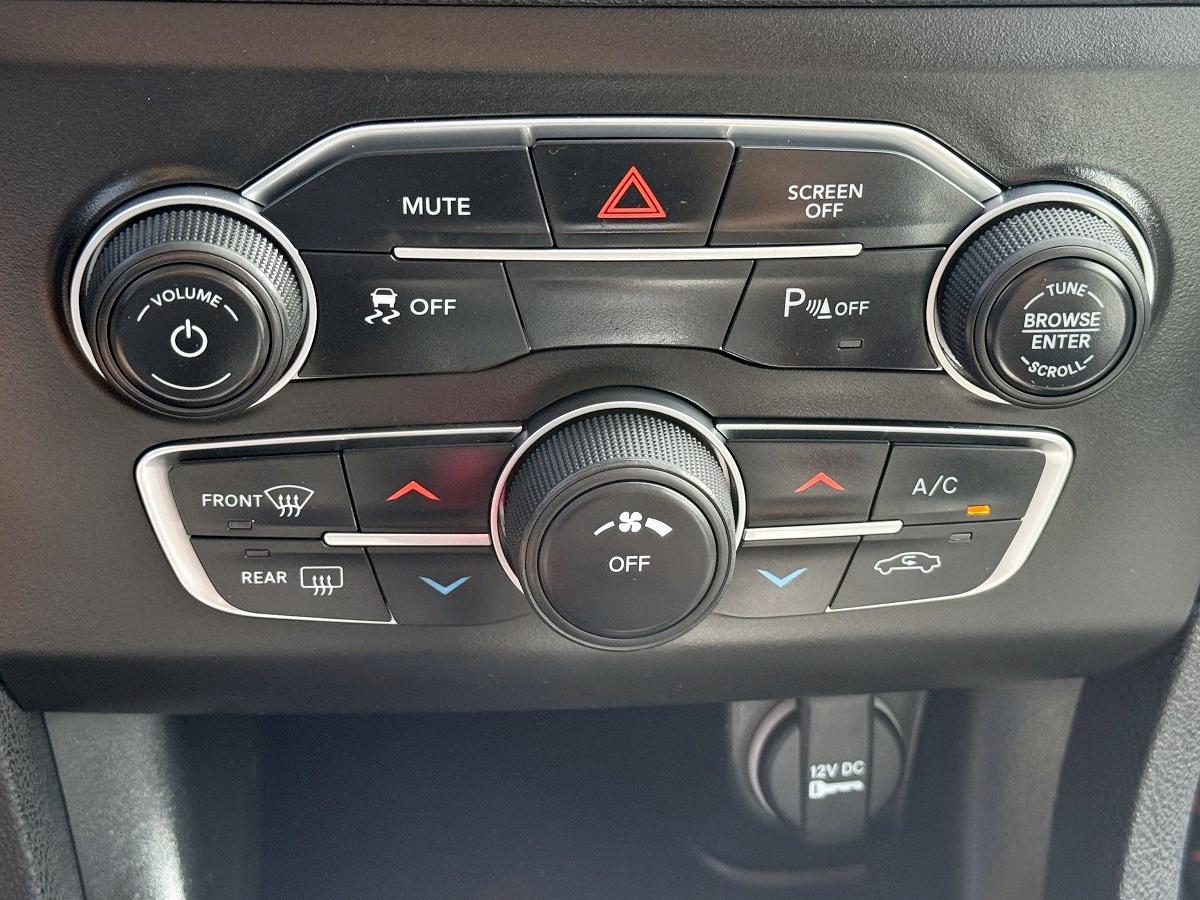 Dodge Charger SXT RWD 2022