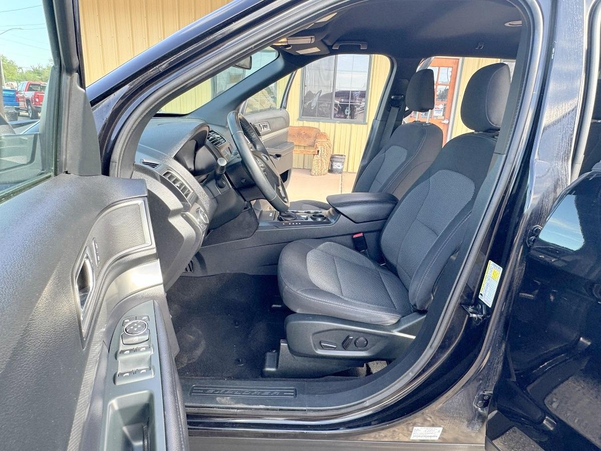 Ford Explorer XLT FWD 2019