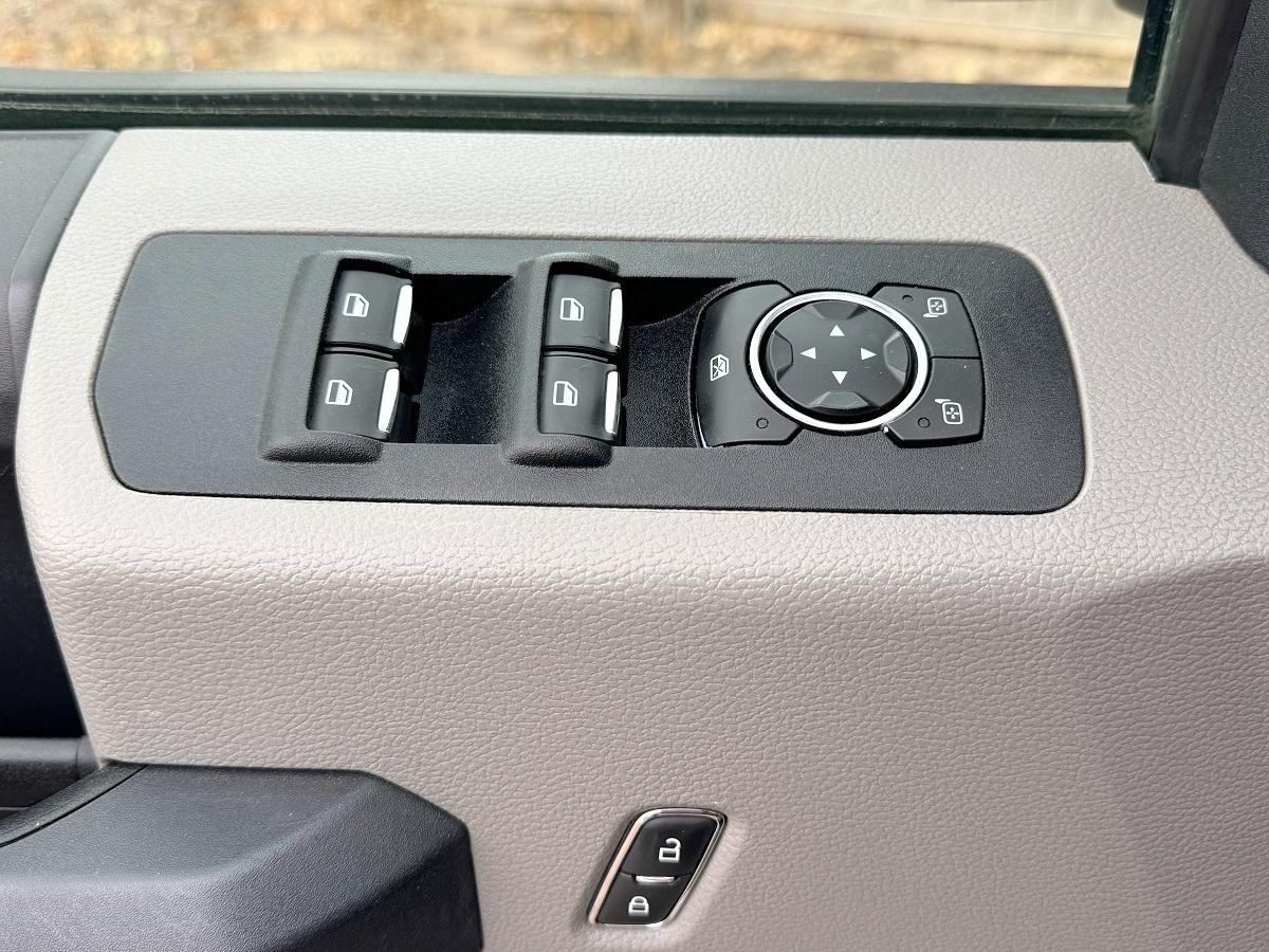 Ford F-150 XL 2WD SuperCrew 5.5' Box 2020