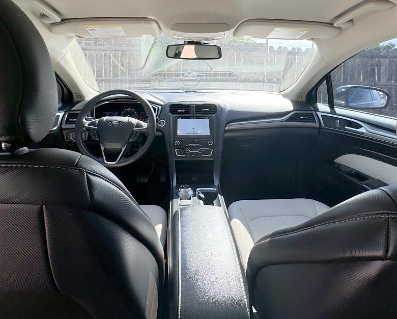 Ford Fusion SE FWD 2019