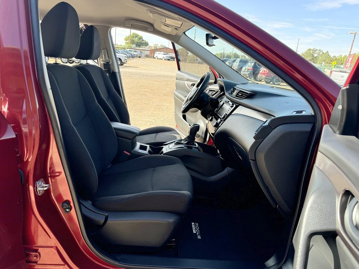 Nissan Rogue Sport FWD S 2020