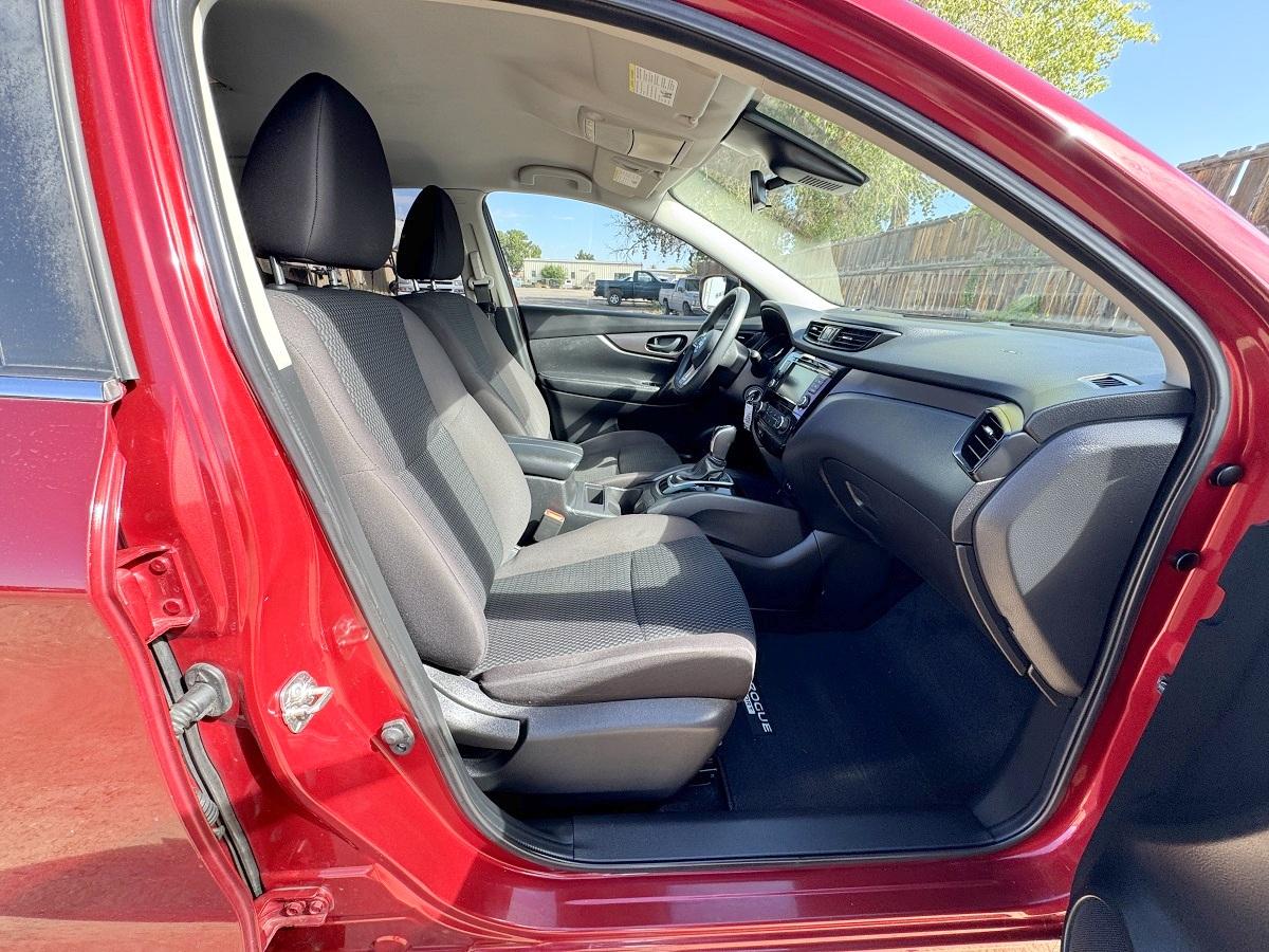Nissan Rogue Sport FWD S 2020