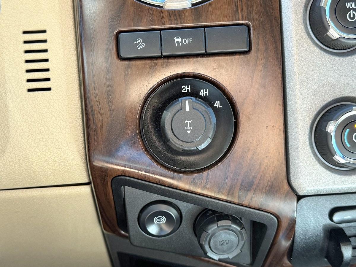 Ford Super Duty F-250 SRW  2015