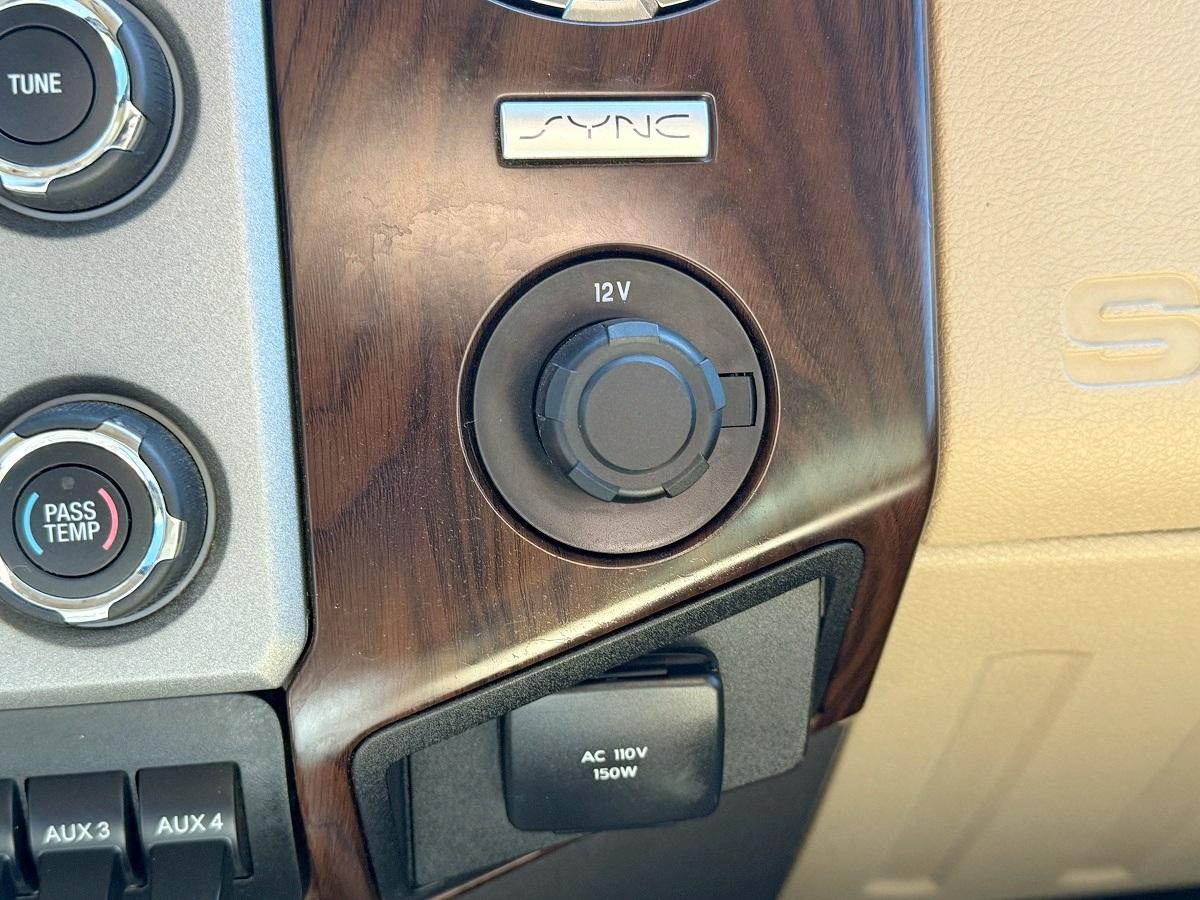 Ford Super Duty F-250 SRW  2015