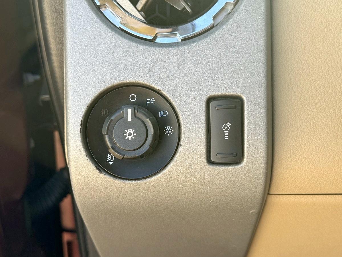 Ford Super Duty F-250 SRW  2015