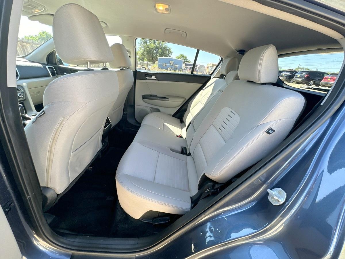 Kia Sportage LX FWD 2021