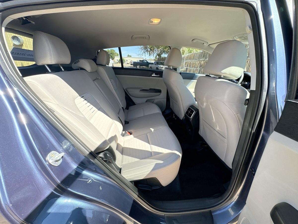 Kia Sportage LX FWD 2021