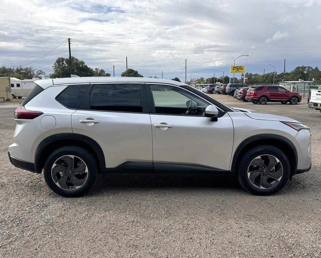 Nissan Rogue FWD SV 2025