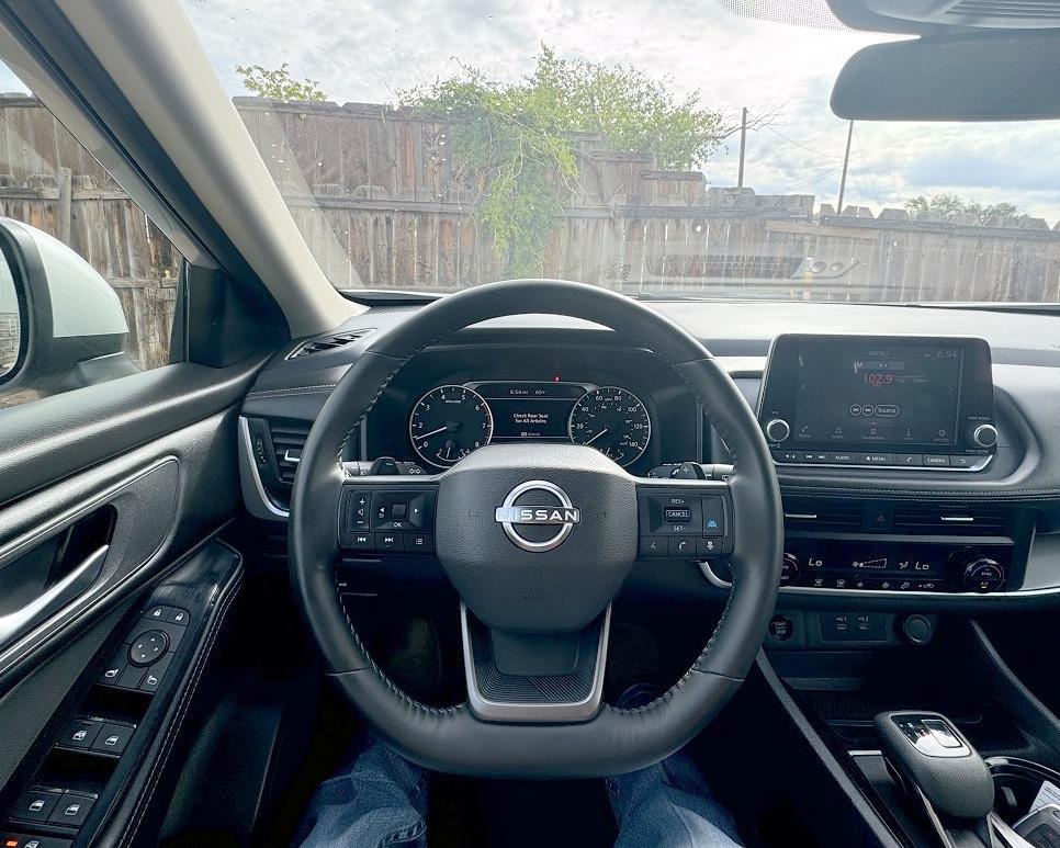 Nissan Rogue FWD SV 2025