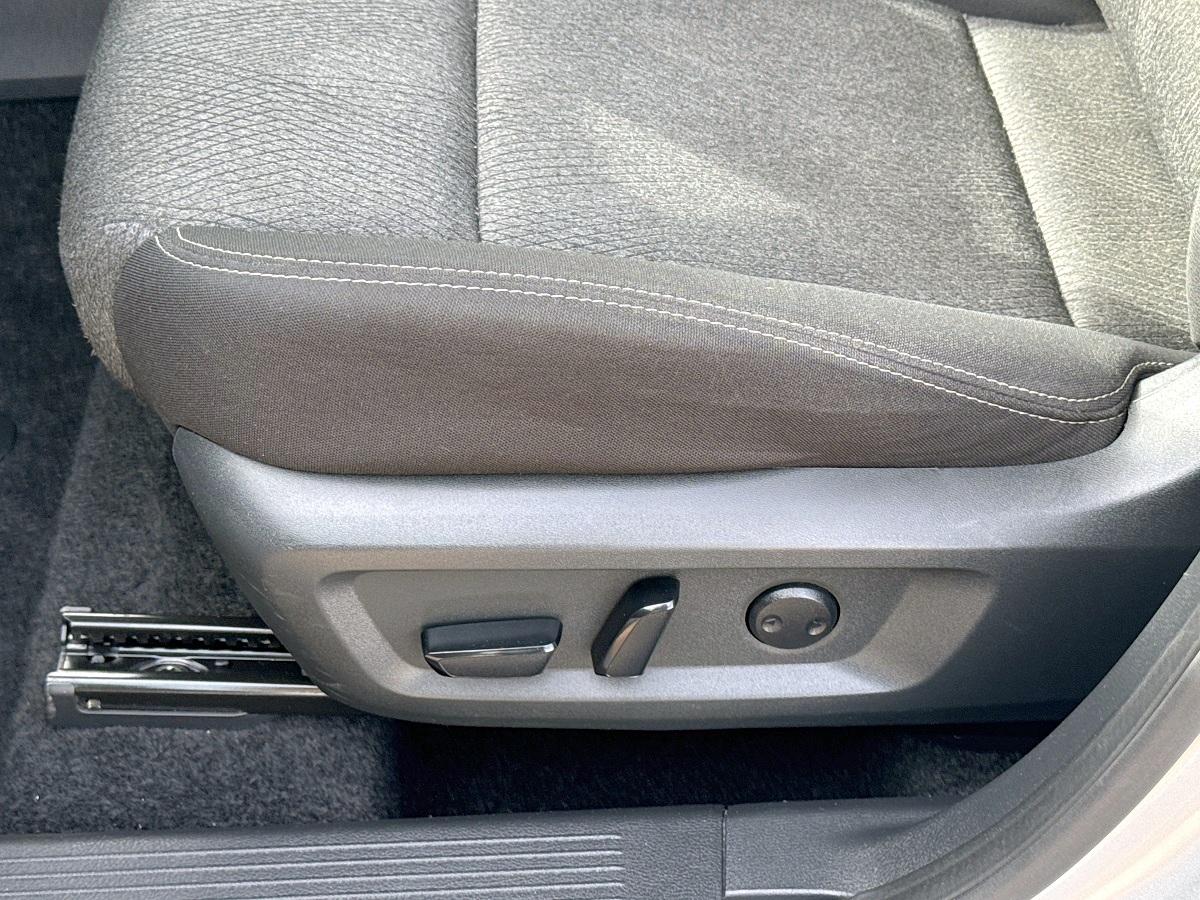 Nissan Rogue FWD SV 2025