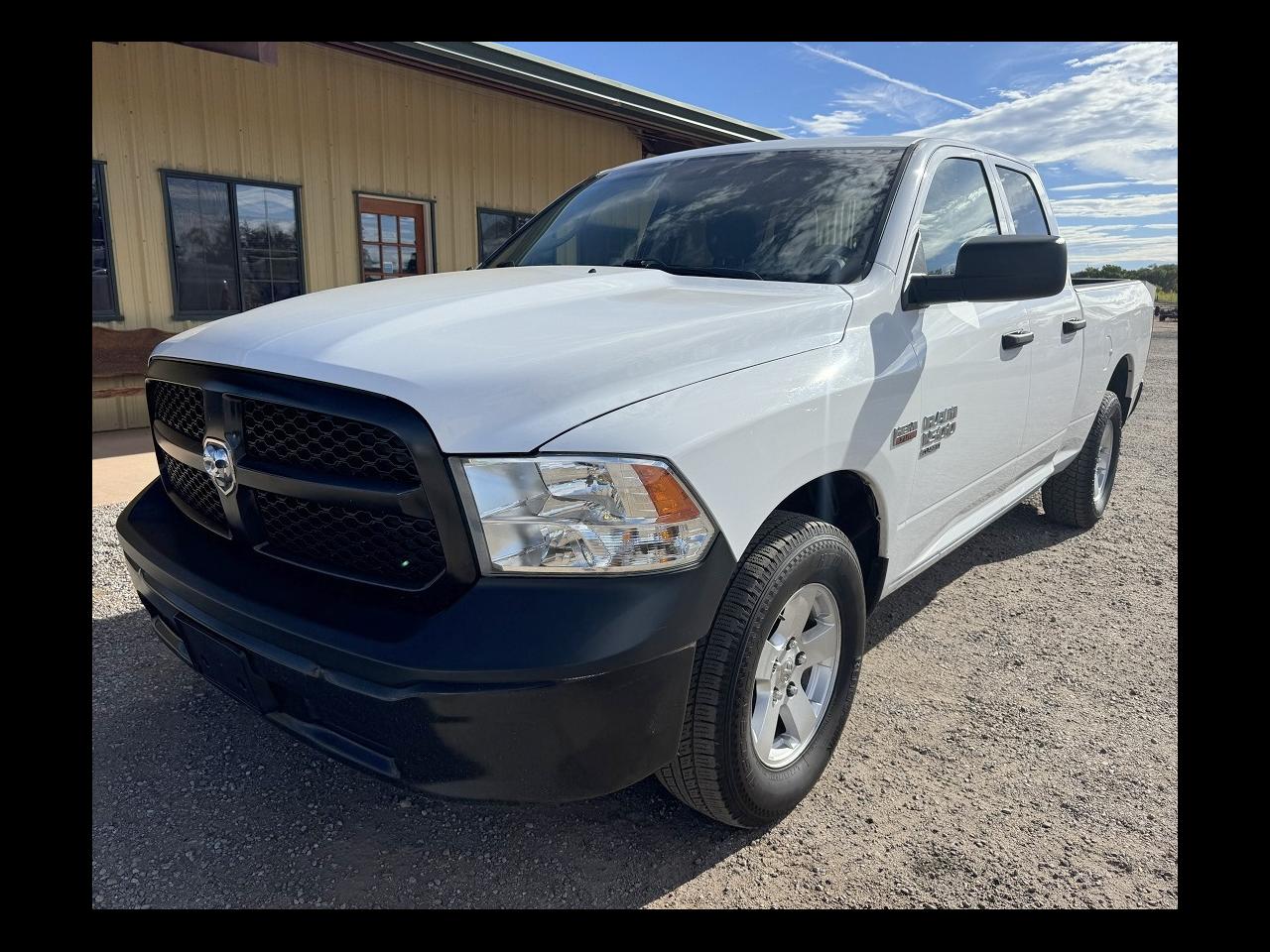 RAM 1500 Classic Crew Cab 4WD 2019