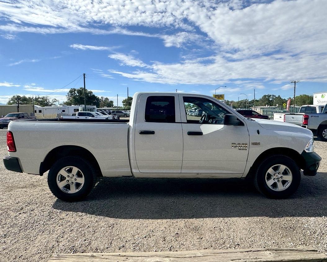 RAM 1500 Classic Crew Cab 4WD 2019