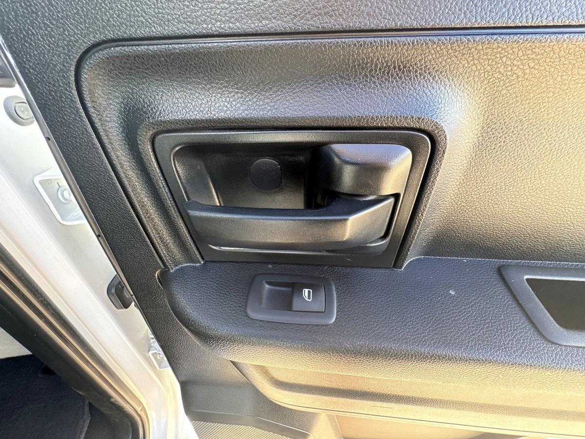 RAM 1500 Classic Crew Cab 4WD 2019