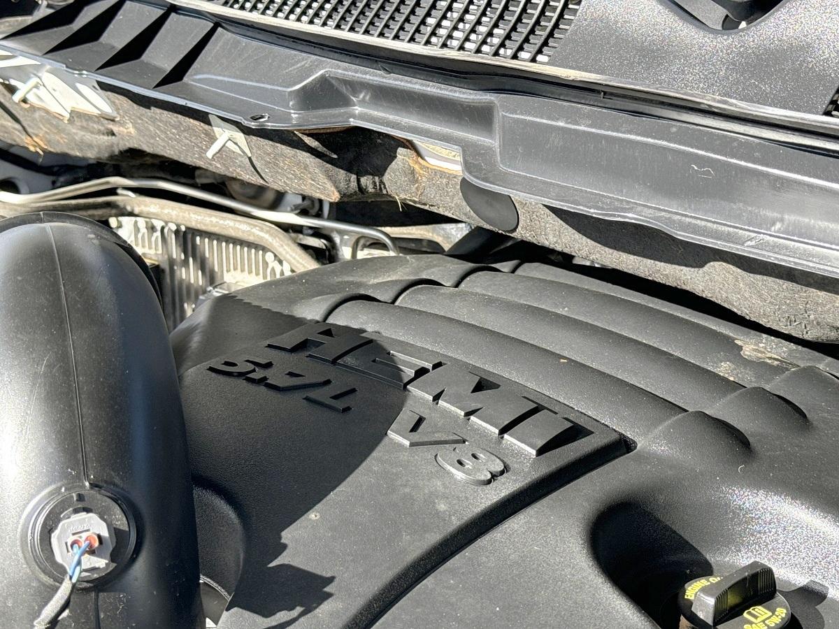 RAM 1500 Classic Crew Cab 4WD 2019