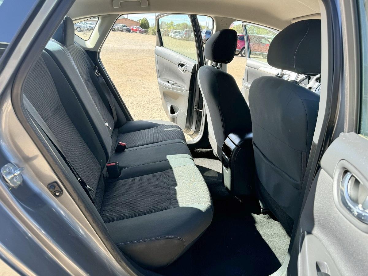 Nissan Sentra S CVT 2019
