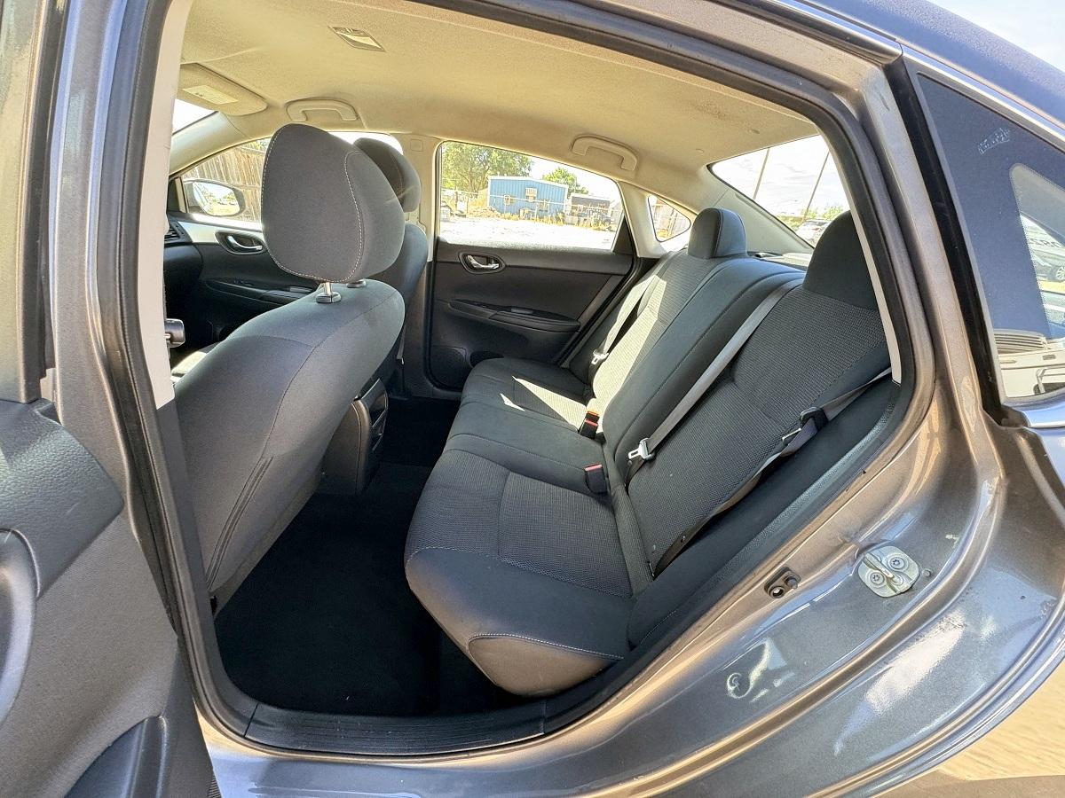 Nissan Sentra S CVT 2019