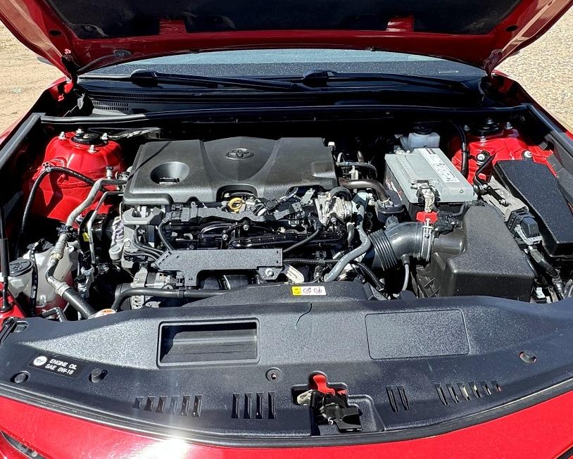 Toyota Camry SE Auto (Natl) 2021
