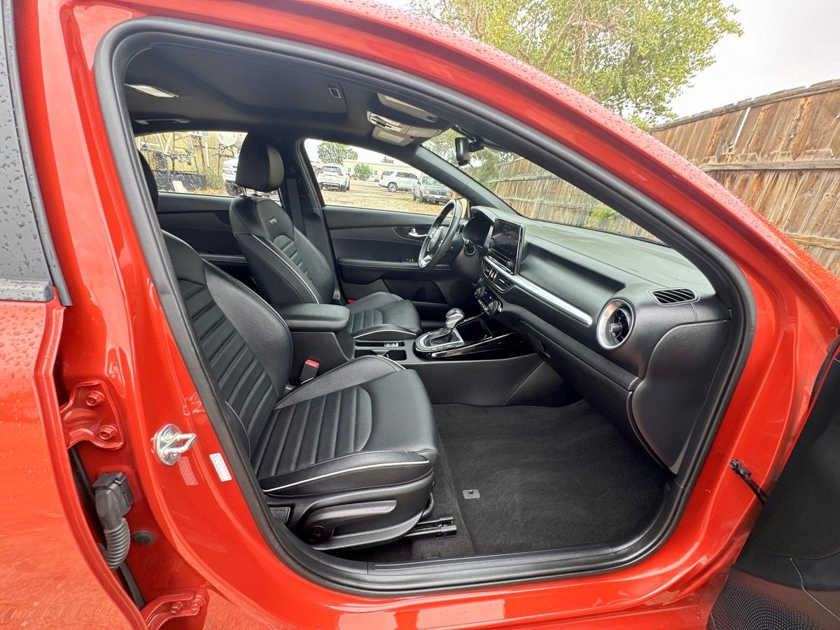 Kia Forte GT-Line IVT 2023