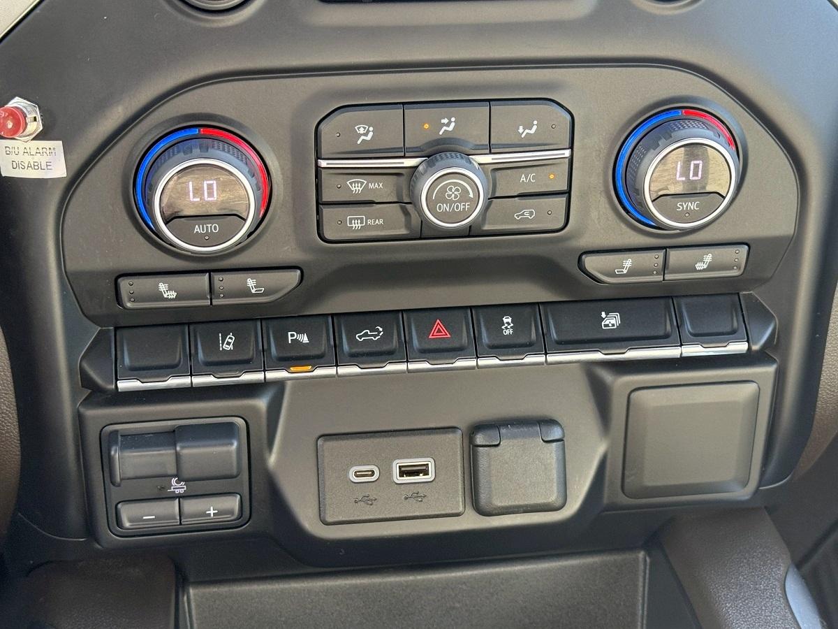 Chevrolet Silverado 2500HD  2021