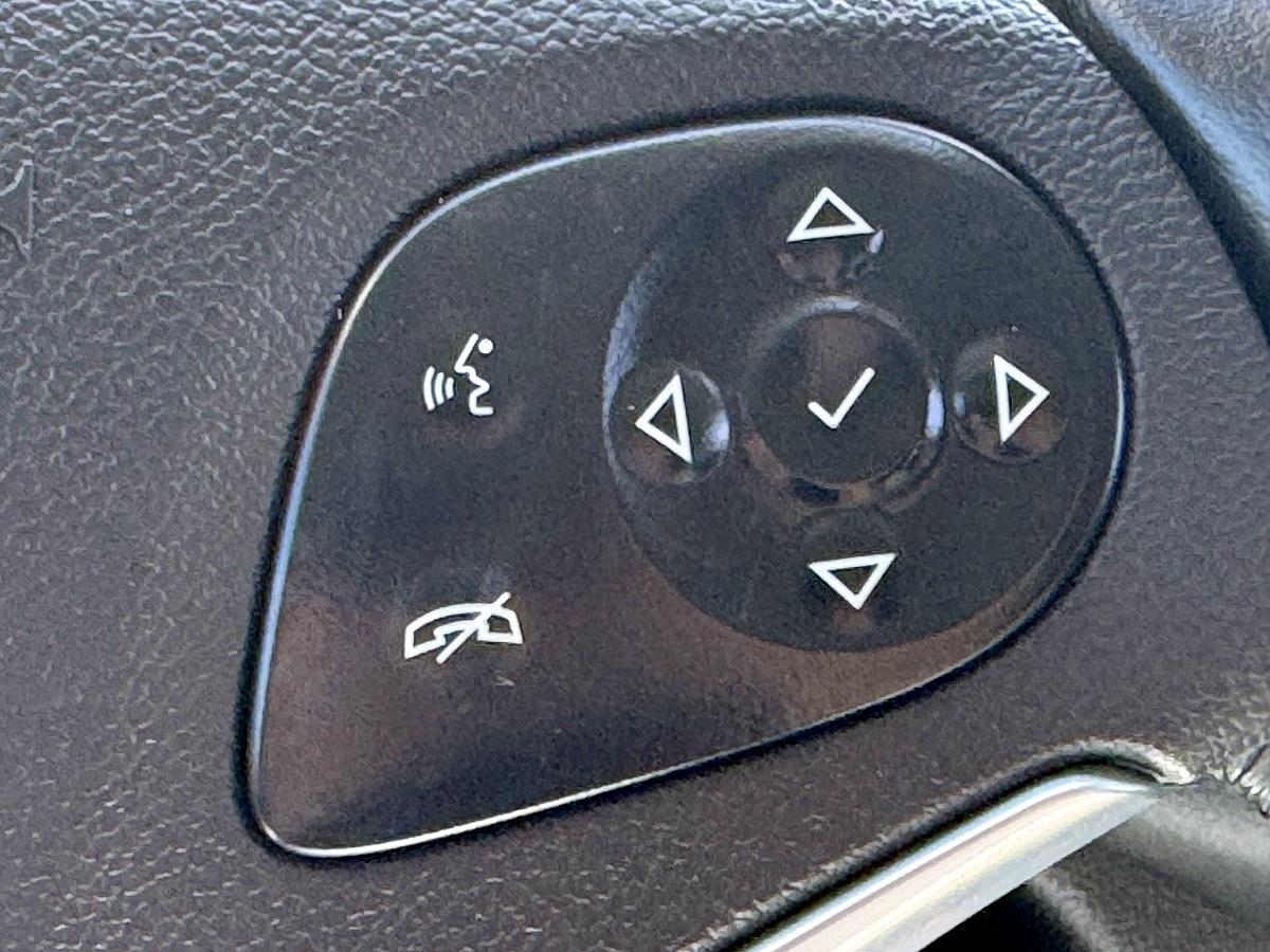 Chevrolet Impala 4dr Sdn LT w/1LT 2019