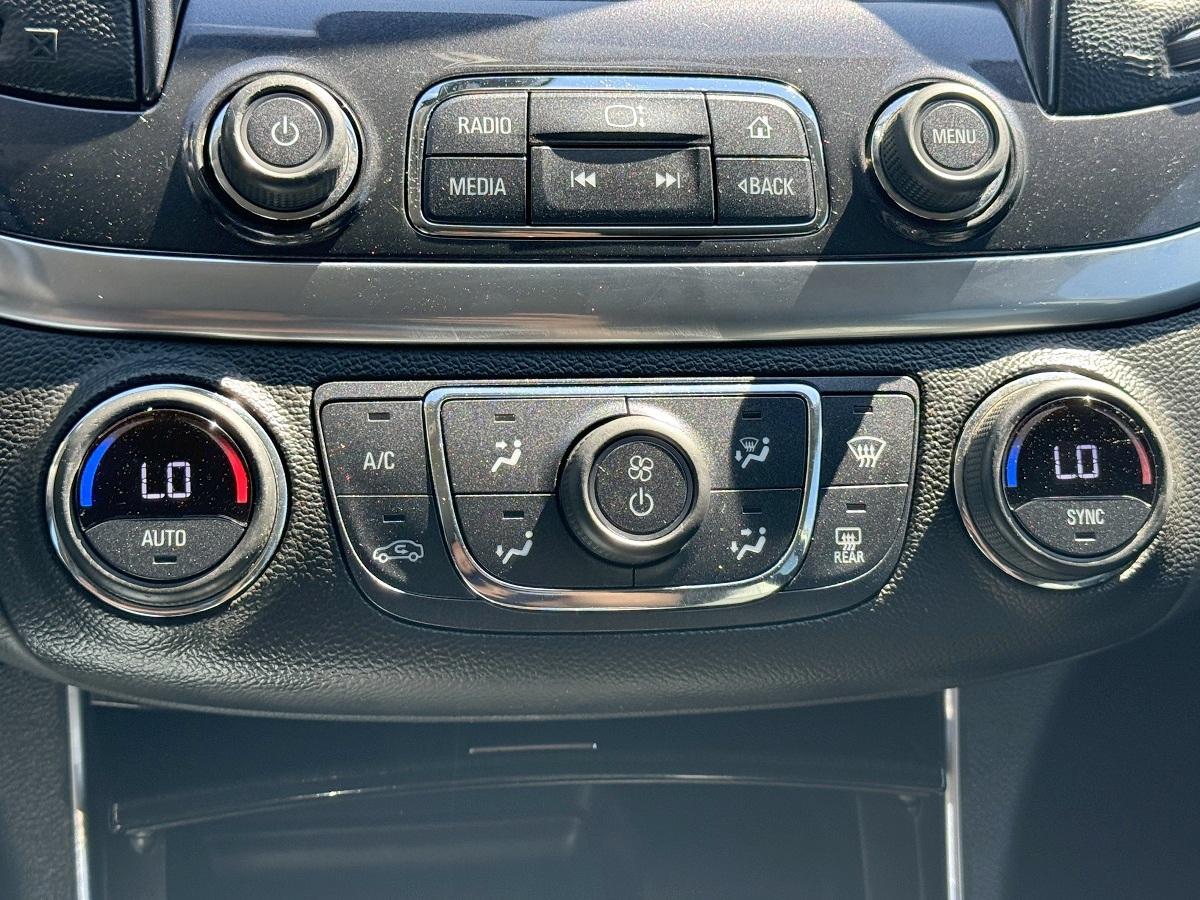 Chevrolet Impala 4dr Sdn LT w/1LT 2019
