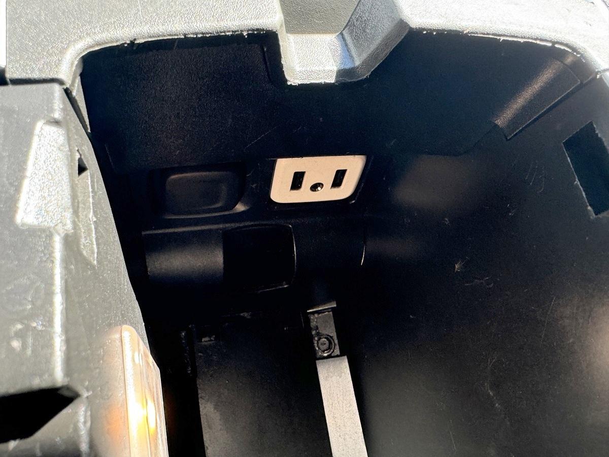 Chevrolet Impala 4dr Sdn LT w/1LT 2019