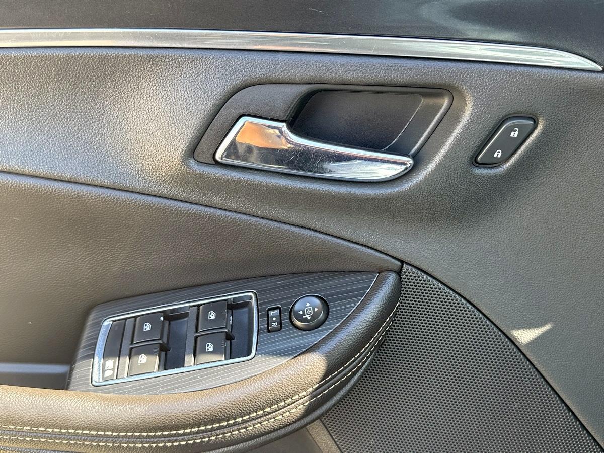 Chevrolet Impala 4dr Sdn LT w/1LT 2019
