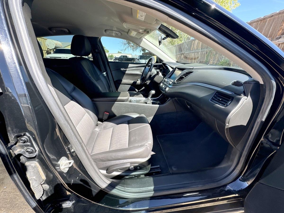 Chevrolet Impala 4dr Sdn LT w/1LT 2019