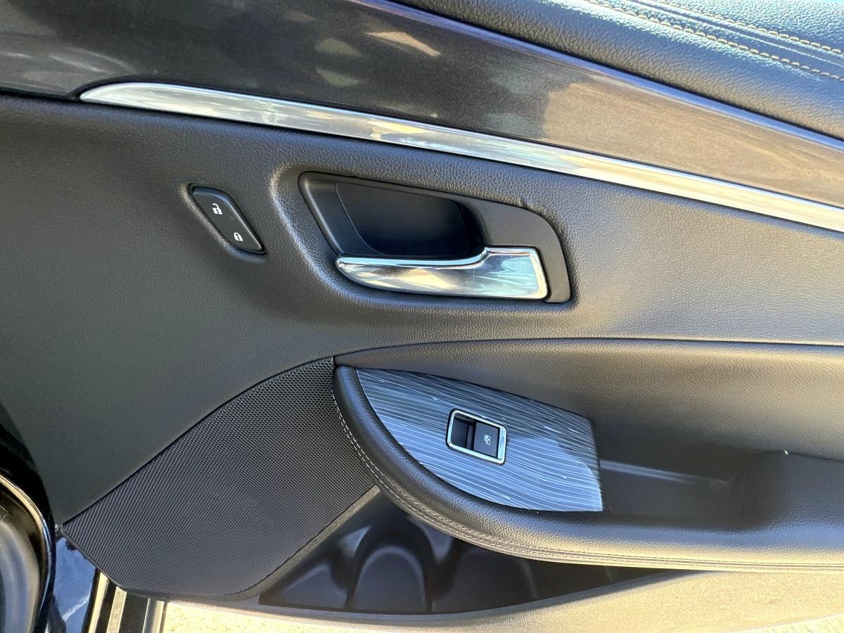 Chevrolet Impala 4dr Sdn LT w/1LT 2019