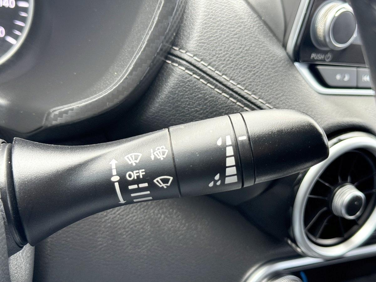Nissan Sentra SV CVT 2021