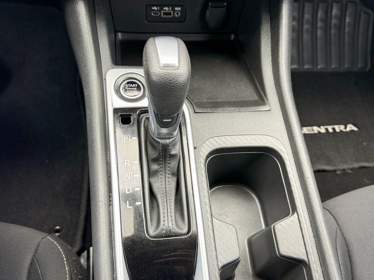 Nissan Sentra SV CVT 2021