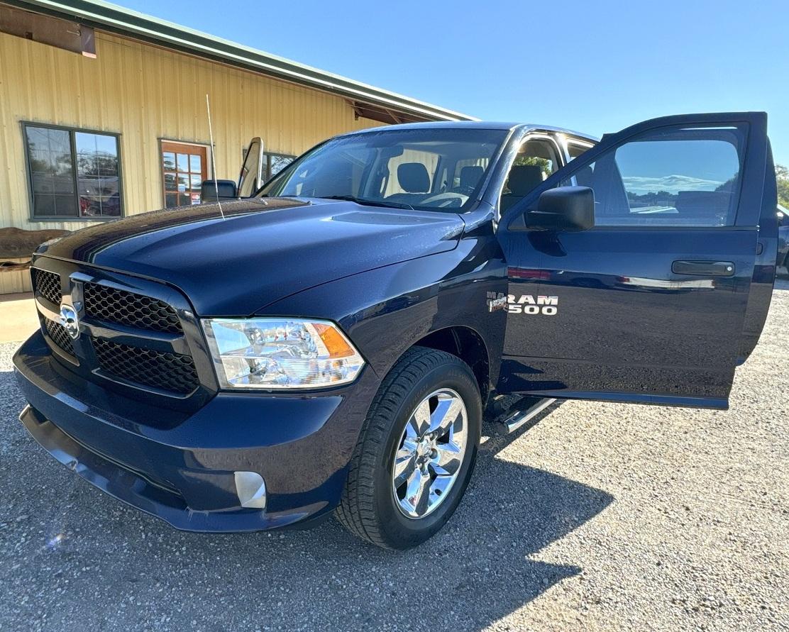RAM 1500 Tradesman 4x4 Crew Cab 5'7" Box 2018