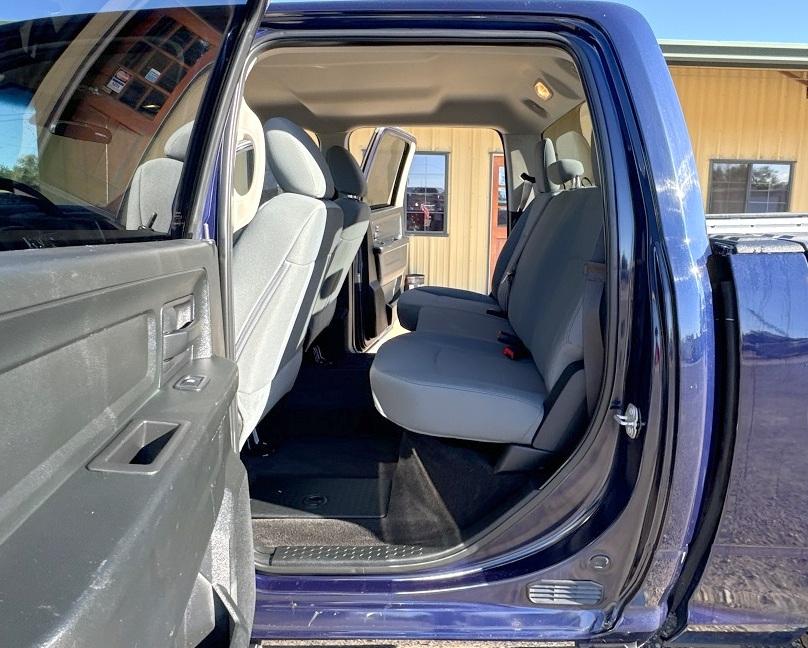 RAM 1500 Tradesman 4x4 Crew Cab 5'7" Box 2018
