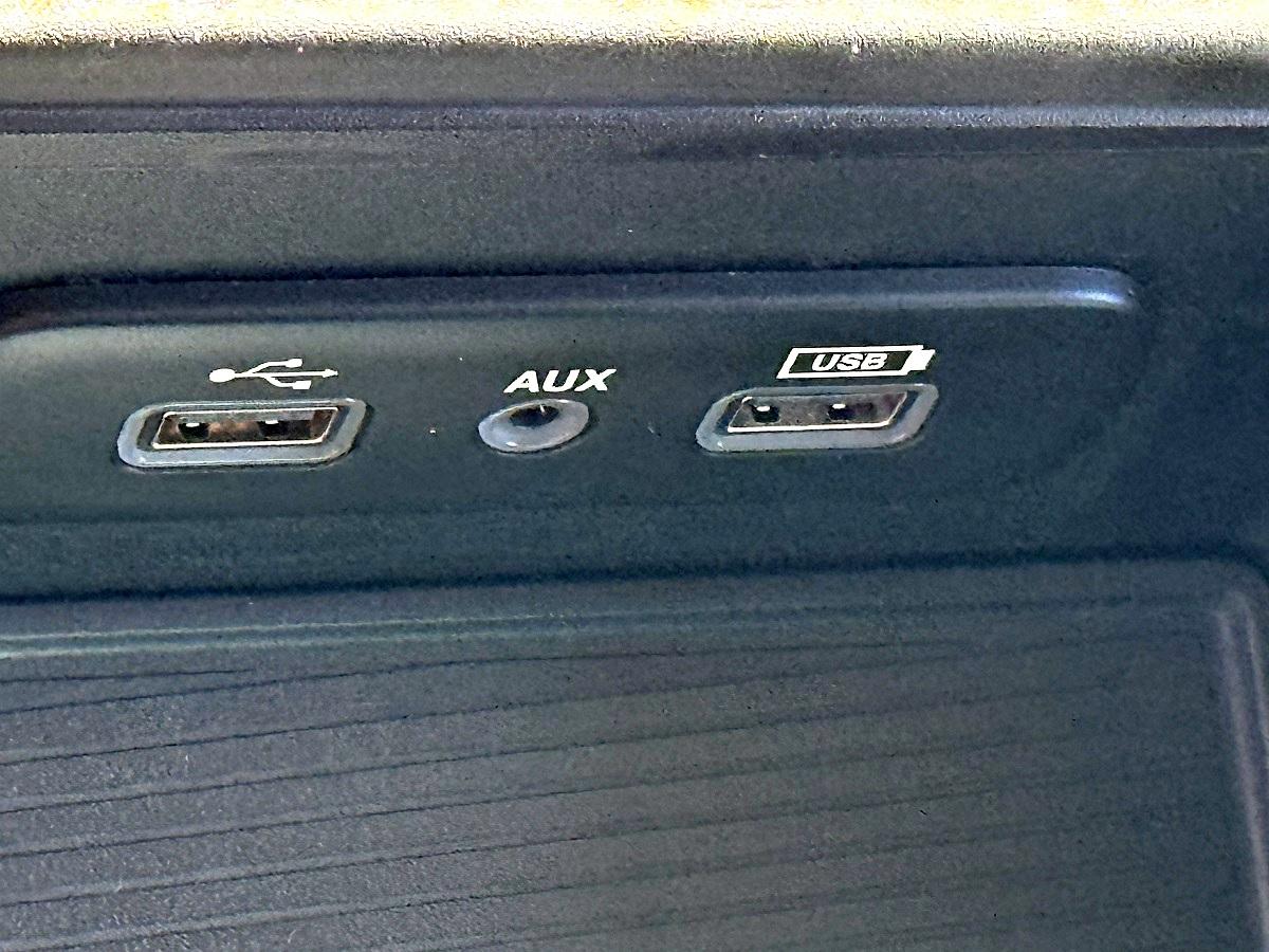RAM 1500 Tradesman 4x4 Crew Cab 5'7" Box 2018