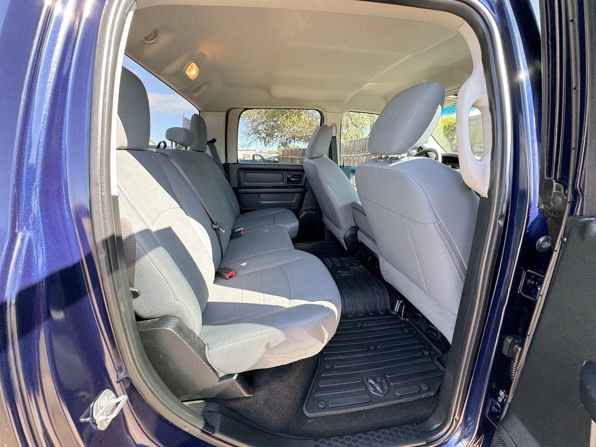 RAM 1500 Tradesman 4x4 Crew Cab 5'7" Box 2018