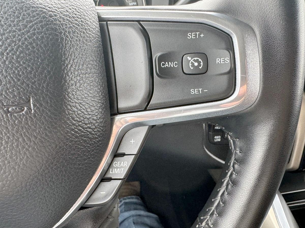 RAM 2500 Laramie 4x4 Crew Cab 8' Box 2024
