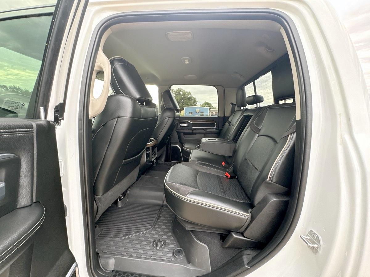 RAM 2500 Laramie 4x4 Crew Cab 8' Box 2024