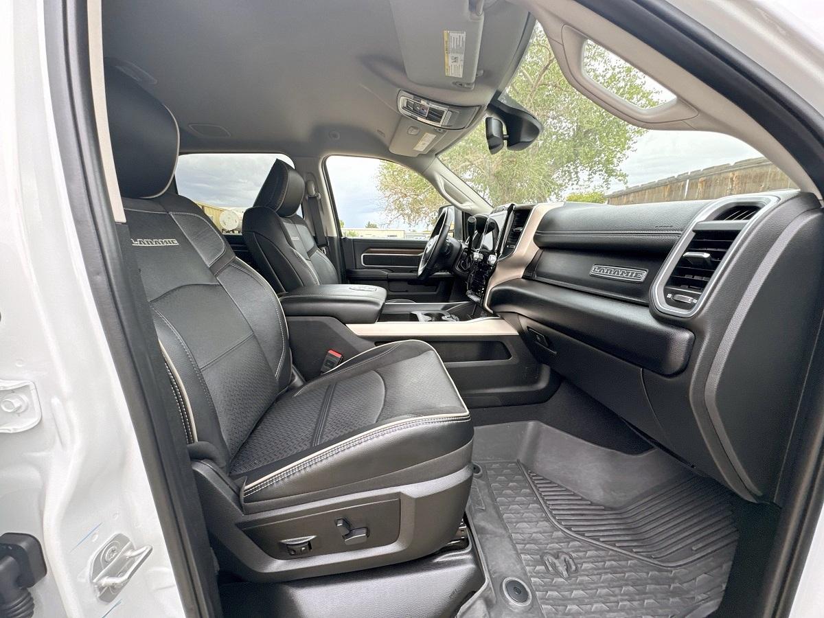 RAM 2500 Laramie 4x4 Crew Cab 8' Box 2024