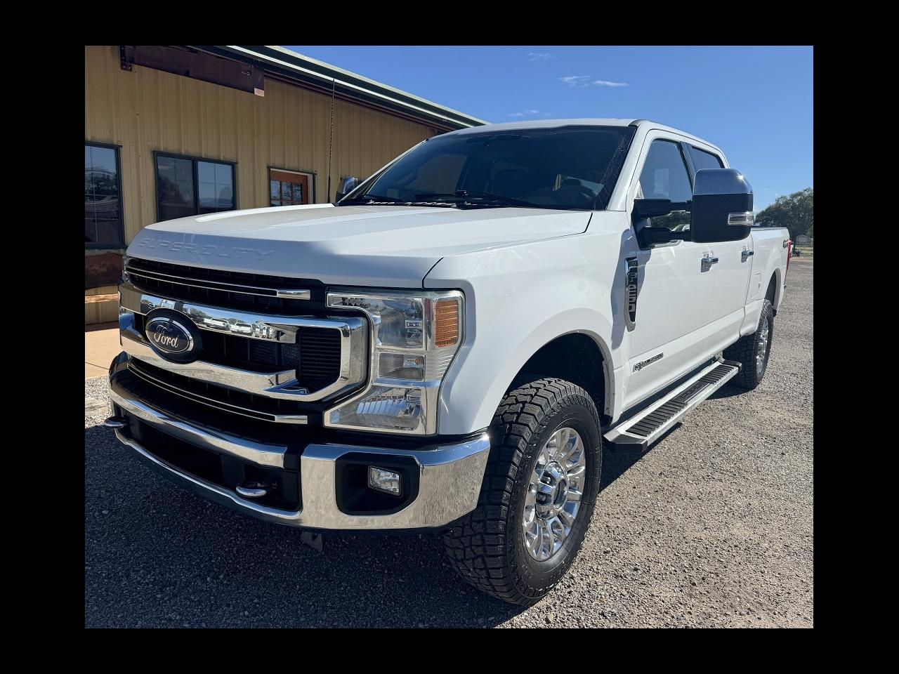 2022 Ford Super Duty F-250 SRW XLT 4WD Crew Cab 6.75' Box