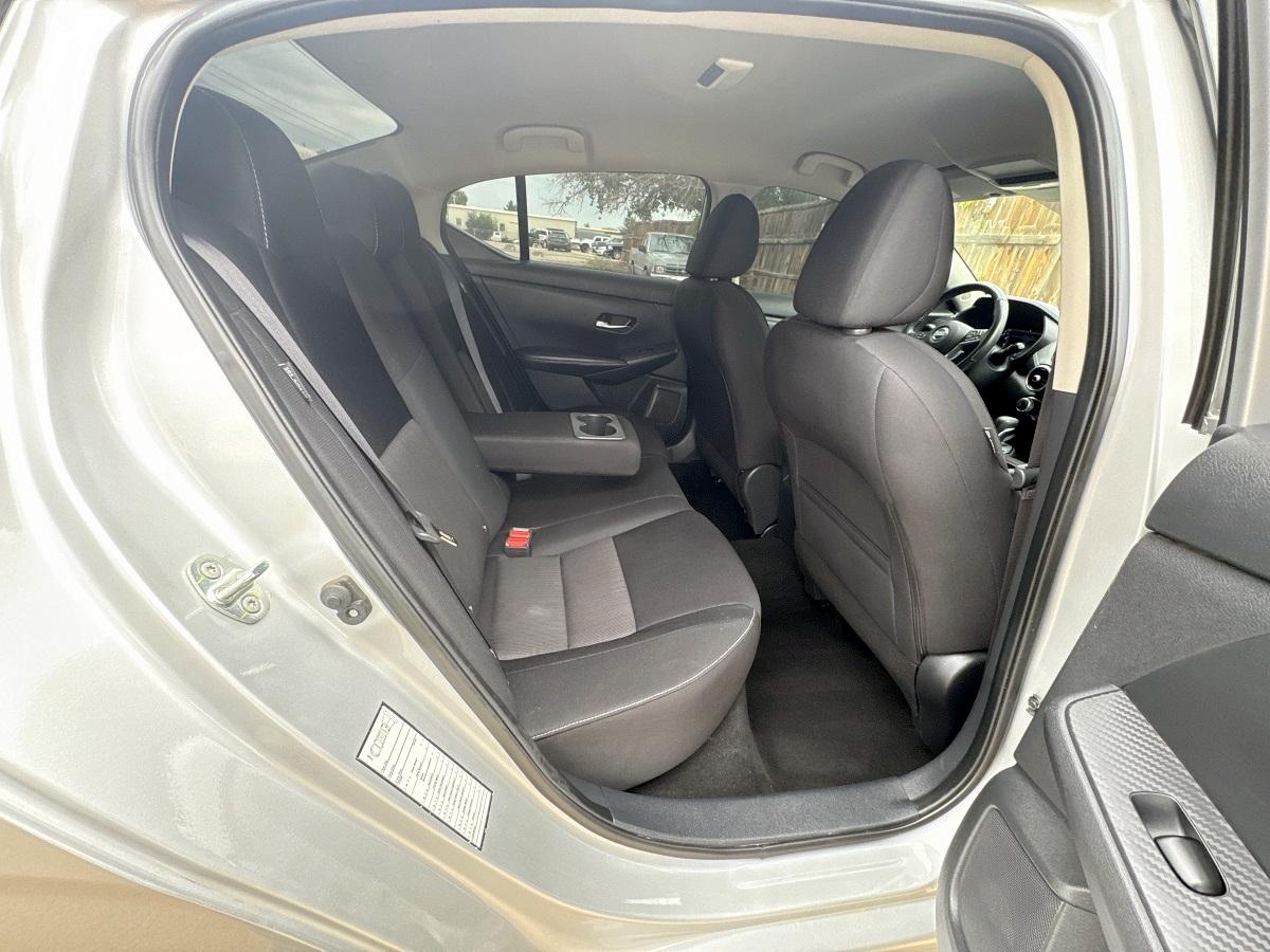 Nissan Sentra SV CVT 2022