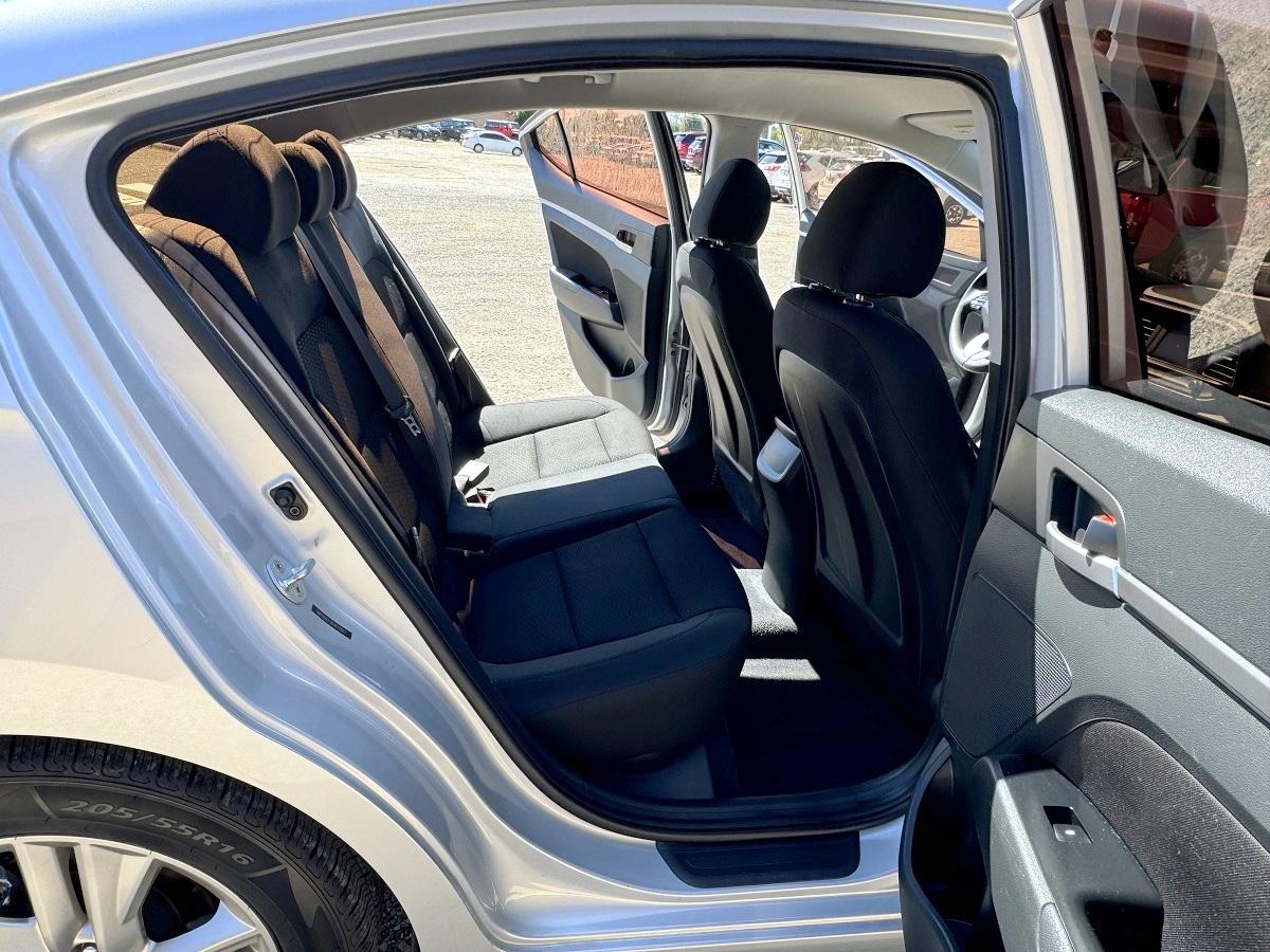 Hyundai Elantra SEL Auto 2019