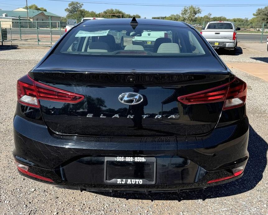 Hyundai Elantra Limited 4D Sedan 2020
