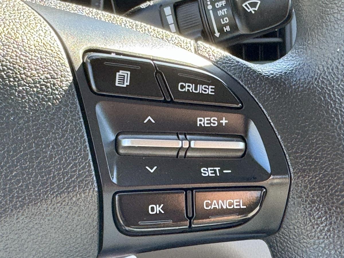 Hyundai Elantra Limited 4D Sedan 2020
