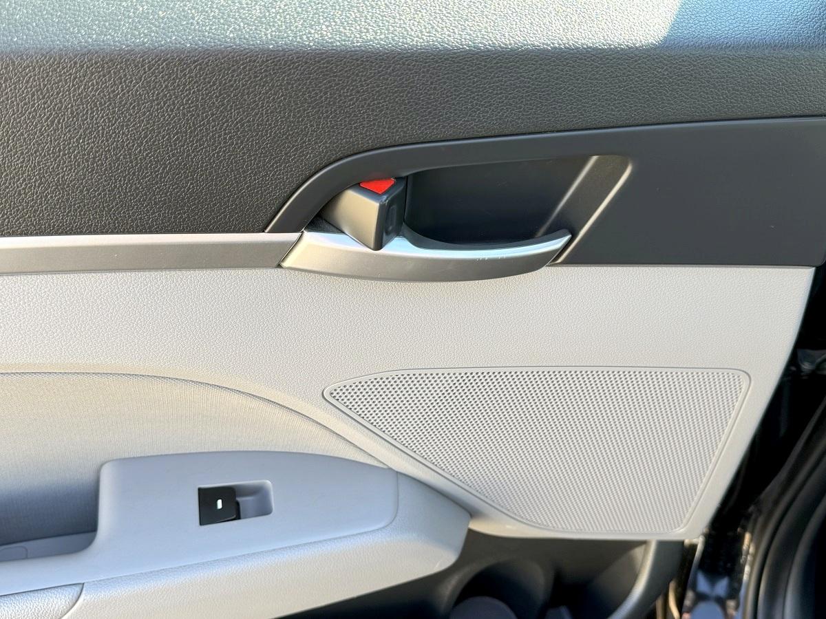 Hyundai Elantra Limited 4D Sedan 2020