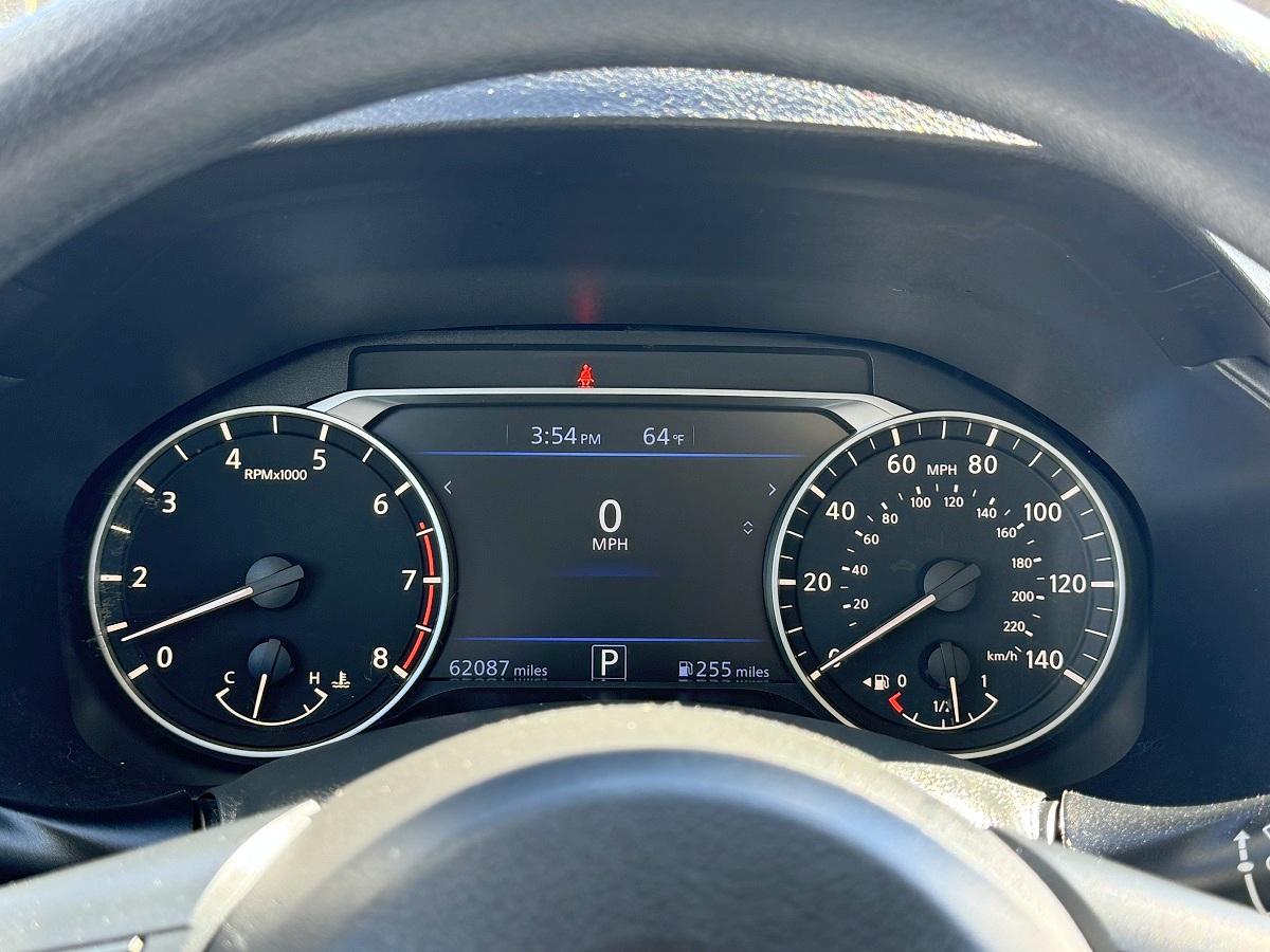 Nissan Altima  2024