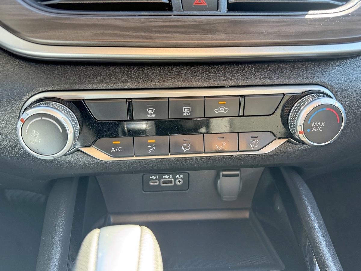 Nissan Altima  2024
